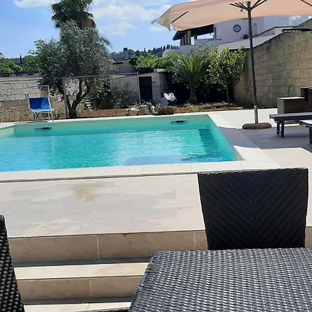 Holiday home Matine Specchia