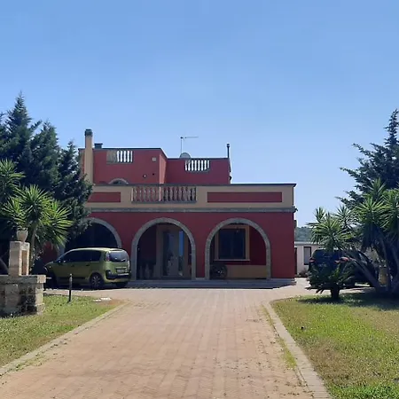Holiday home Matine Specchia